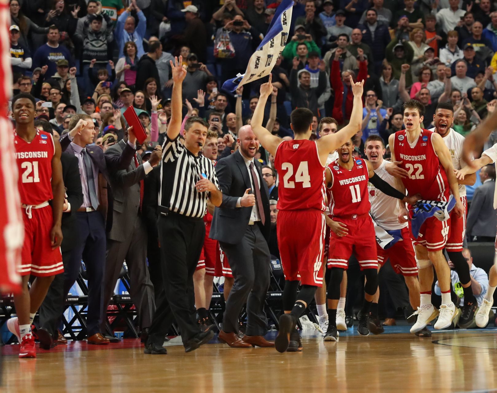 Badgers 65, Wildcats 62